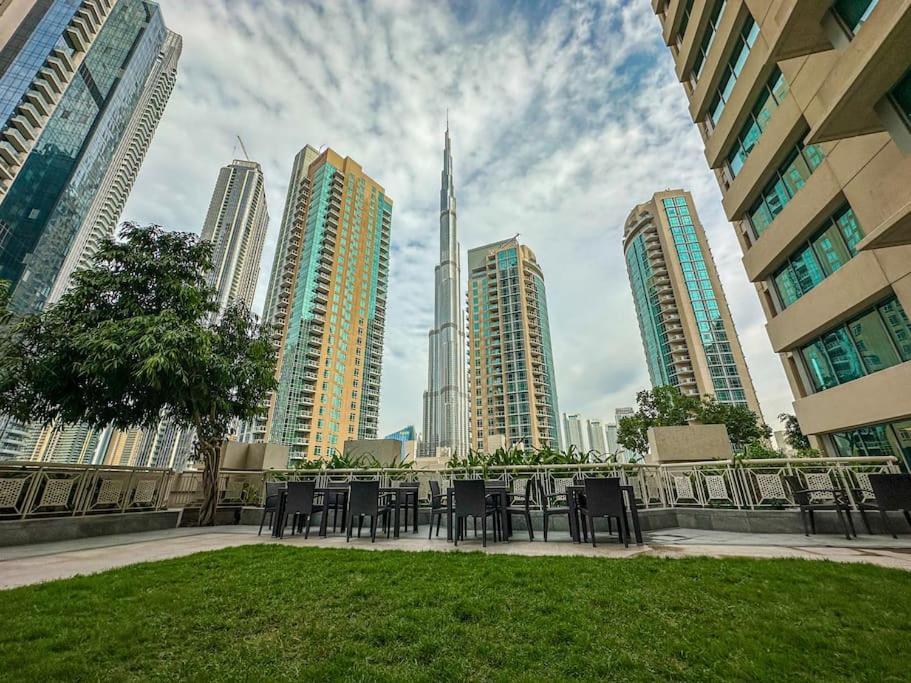 Studio In Best Part Of Downtown With Amazing Pool Dubaï Extérieur photo
